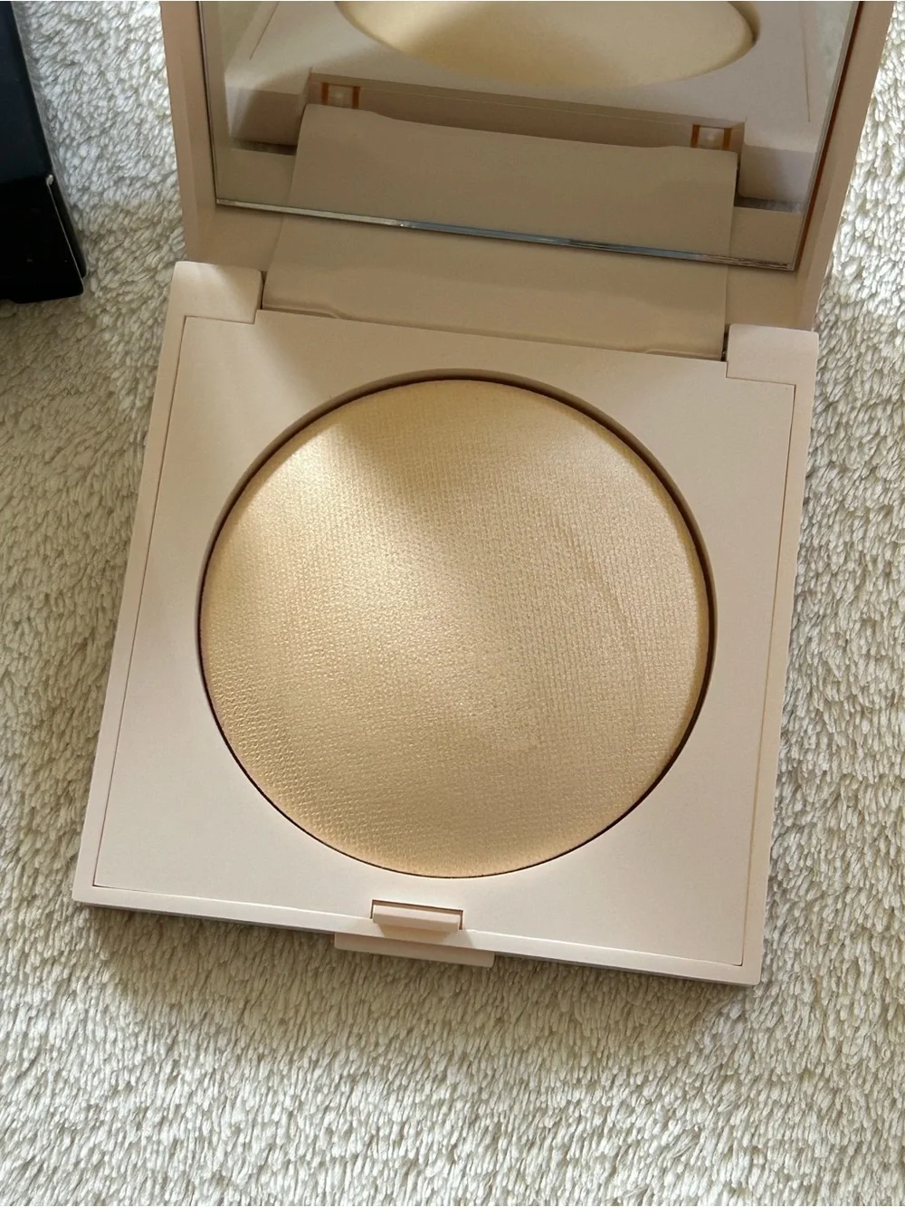 laura mercier laura mercier